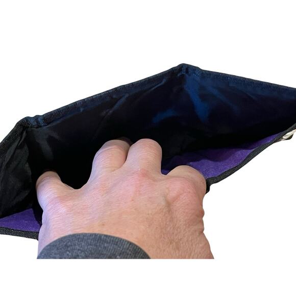 Vtg Winnie the Pooh Hook & Loop Wallet Purple Embroidered Trifold - Picture 4 of 5